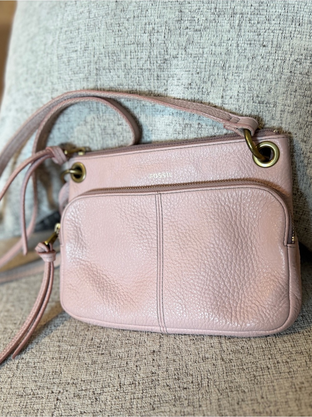 Fossil Karli Pink Pebbled Leather Shoulder/Crossbody Bag 9x7
